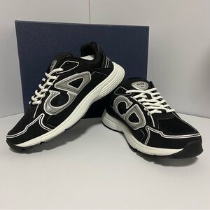 Dior Men's Black and Silver Sneakers